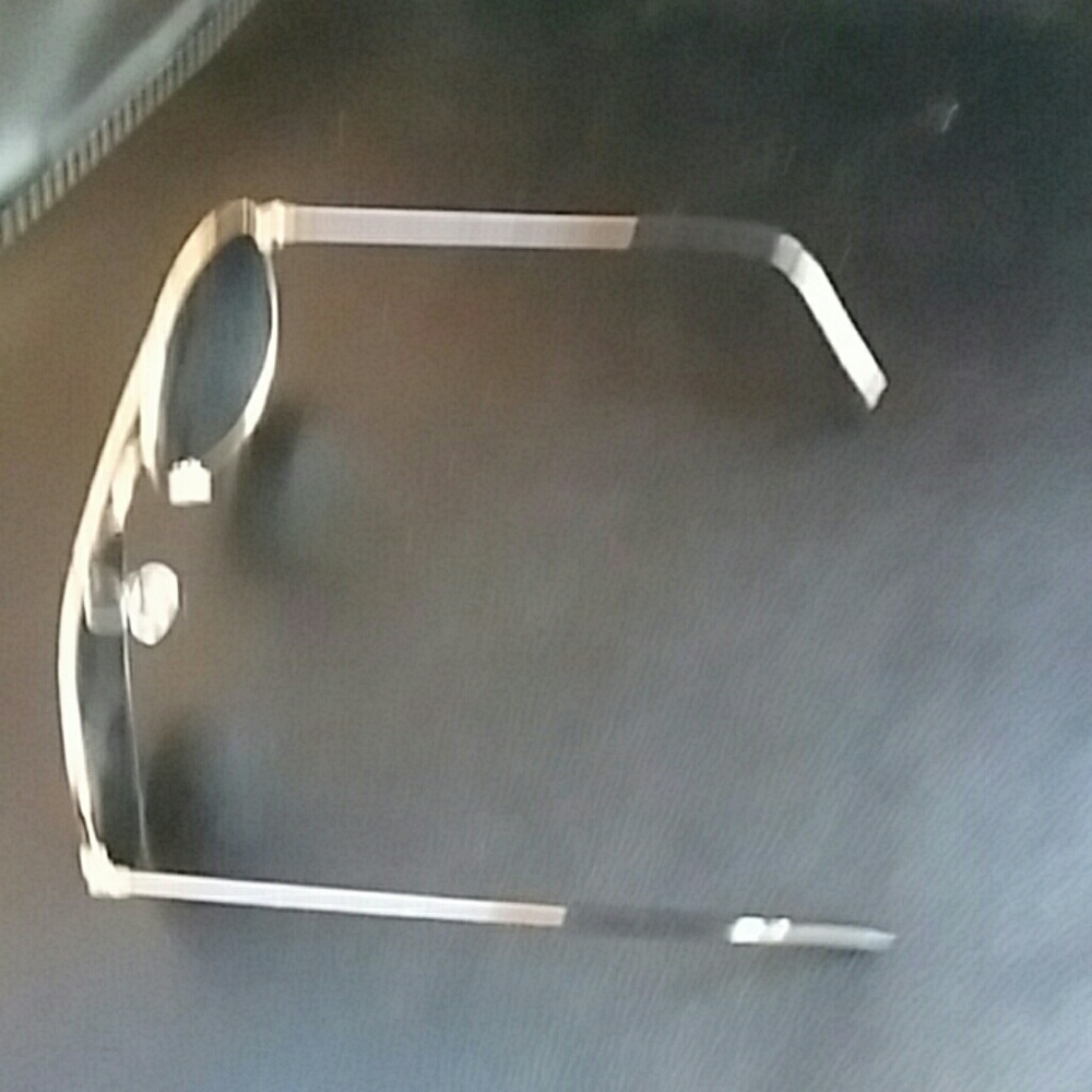 Sunglasses - Picture 2 of 4